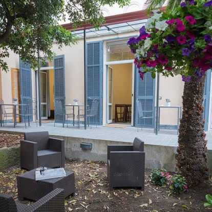 A corner of real Naples, in the heart of the historic center.