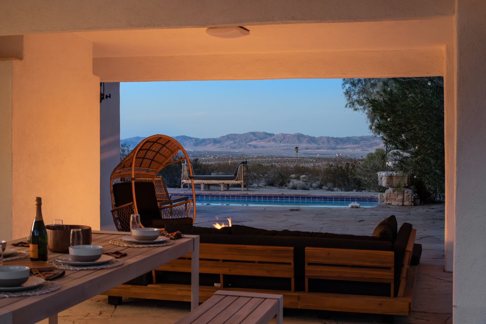 Joshua Tree Pool House: 360 view, pool+spa, on 2.5 acres
