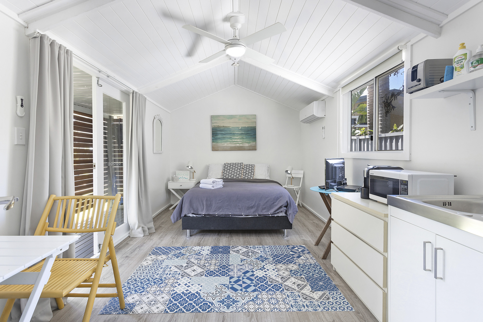 Jacksons Cottage In beautiful Bundeena near the beach.