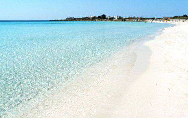House within walking distance of paradisiacal beaches