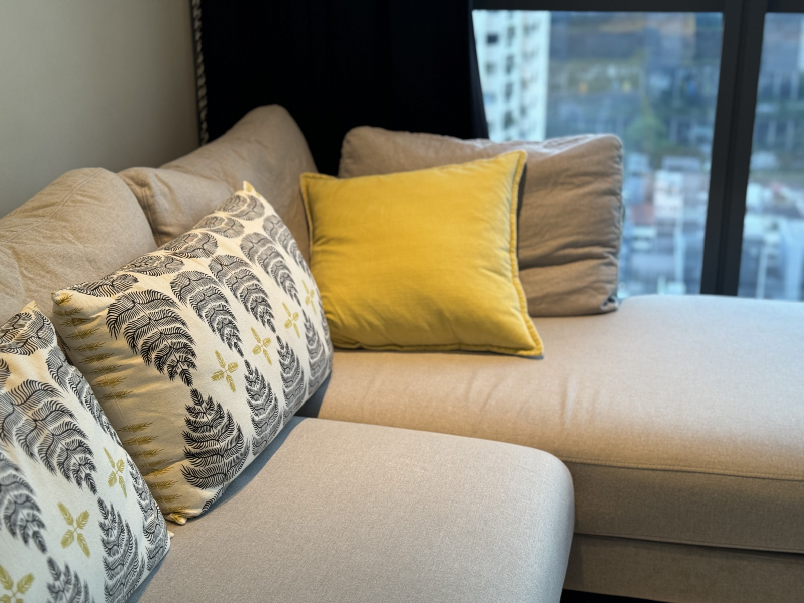 Designer Studio with Singapore River View in CBD