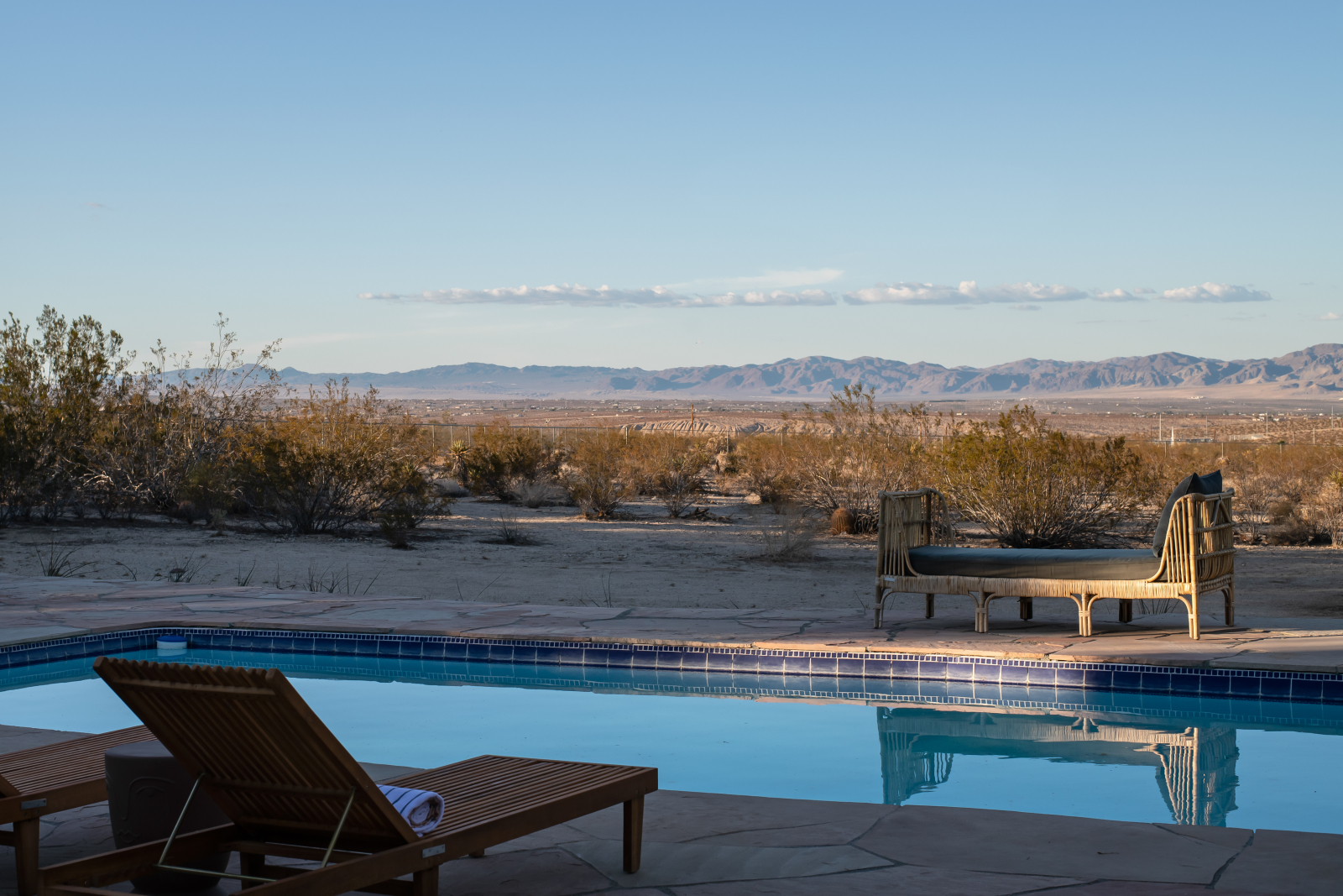 Joshua Tree Pool House: 360 view, pool+spa, on 2.5 acres