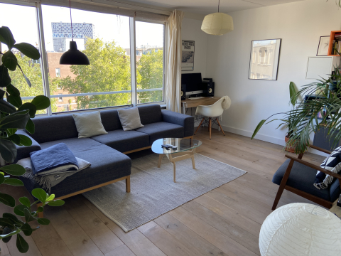 Bright and peaceful Amsterdam apartment