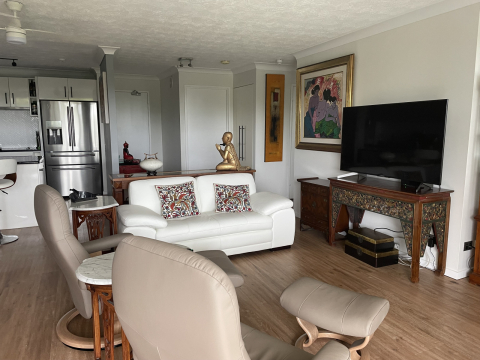 Gold Coast Luxury Apartment