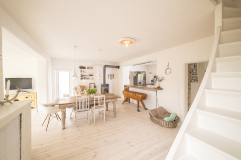 Sunny and quiet house w big garden and sauna in the middle of the city