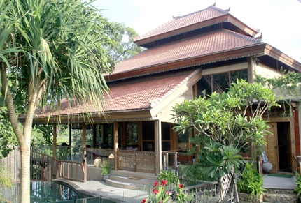 Een prachtig huis aan de rivier bij Sanur