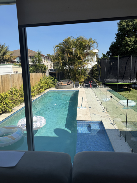 Northern Beaches resort living, steps from Freshwater Beach