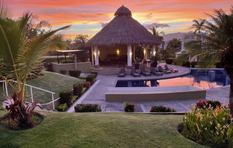 Bucerias Nayarit-Puerto Vallarta area.  Sun, Pool (and Beach close by)!