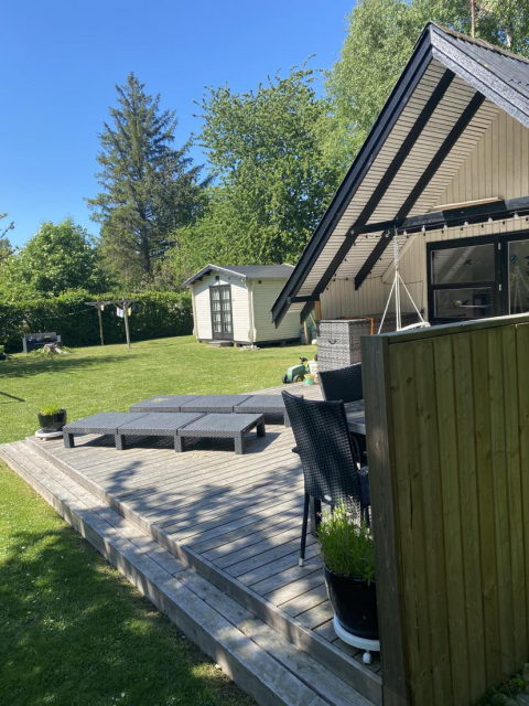 Family friendly cottage by the beach