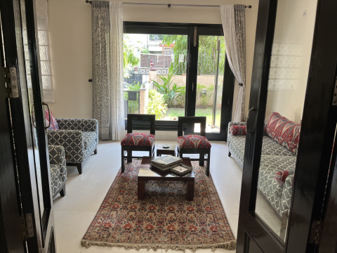 3 bedroom house- upscale area south delhi