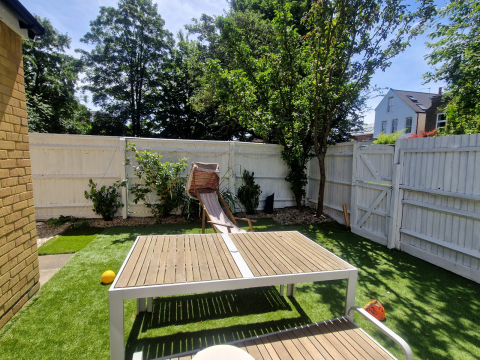 4 bed family home in leafy area near Richmond Park & Heathrow.