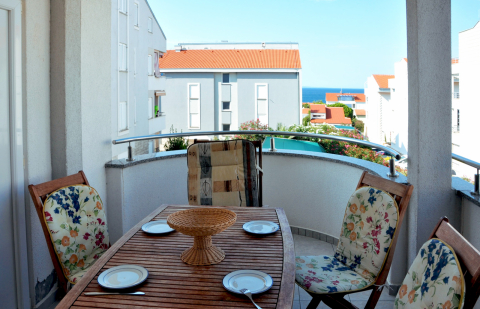 Apartment 300m from the sea, Novalja, island Pag