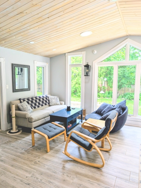 Luxury home in Canada's Capital: quiet, green neighbourhood!