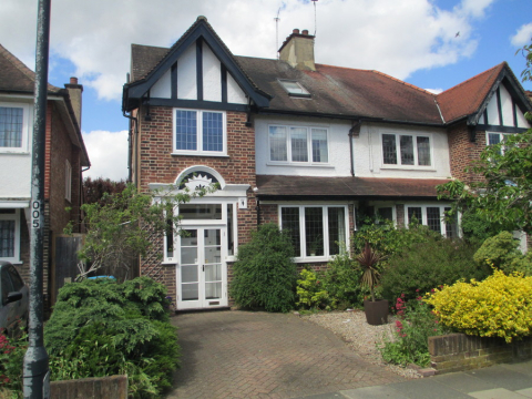 House in favoured residential area close to station and river in Twickenham SW London