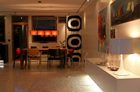 Stylish Nordic family home with walking distance to subway