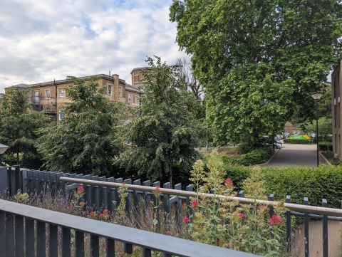 Lovely one bedroom new apartment in West London