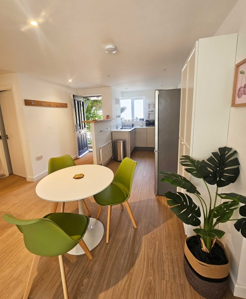 One bed flat London fantastic transport links-15mins CentralLine/Oxford Street