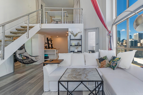 Modern Loft located in the heart of Downtown Vancouver