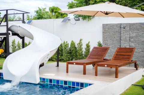 Pool Villa near beach