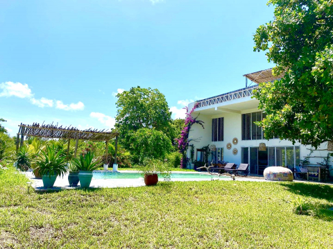 Beautiful House 1 km from the ocean