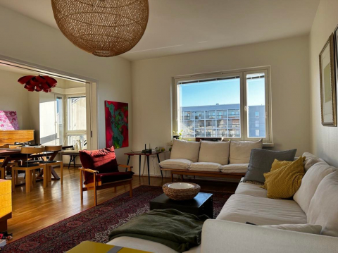 City center apartment, 20 min drive away from the Sea, nature and beach!