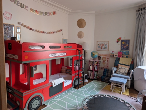 1 bdrm child-friendly apartment, 20 minute walk to Eiffel Tower