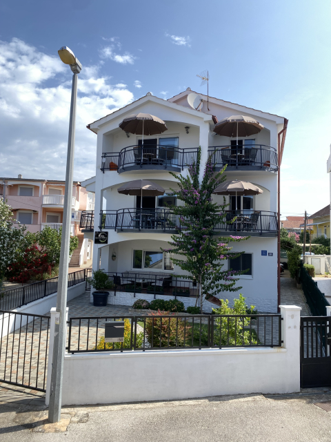 Sunny apartment at Adriatic see ⛱️