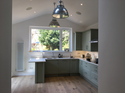 2/3 bedroom Edwardian house in South East London (15-20mins from Central London)