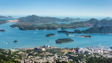 Large family house and garden in stunning Sai Kung