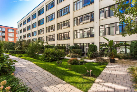 Loft near downtown Montreal and the Atwater Market