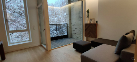 Cosy and modern river-view appartment next to the old town