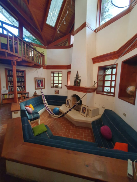 Spacious Garden Oasis in the Heart of Panajachel - A Hidden Sanctuary  for Dog Lovers!