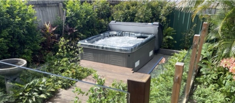 Private Tropical Gold Coast Retreat with Hot Tub / Spa “Magnolia Cottage” Southport Gold Coast