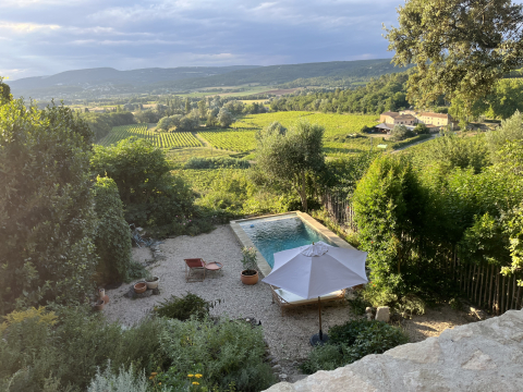 Provençal gem: Beautiful stone house, pool