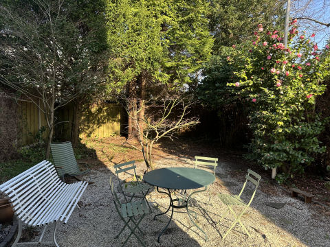 Warm & welcoming family home in a quiet, leafy Amsterdam South neighbourhood