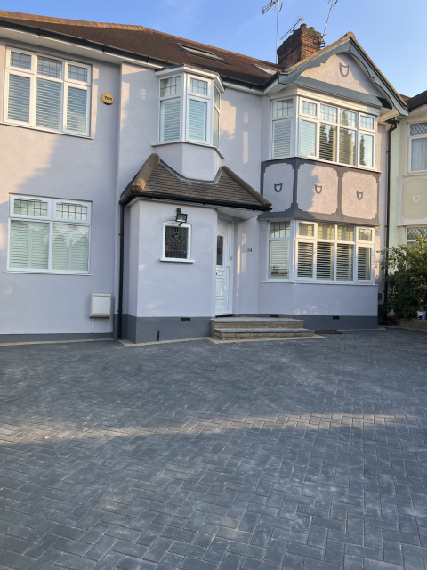 London Huge Family Home