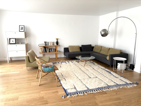 Canal spacious 2 bedroom apt -  Paris 10th