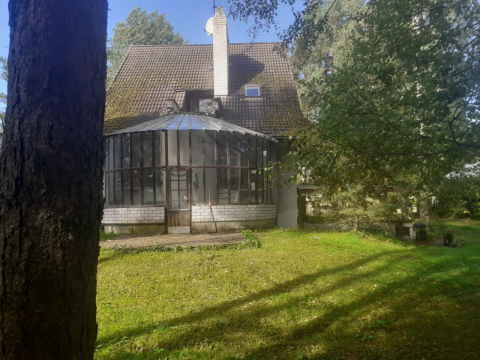 Family house with garden, terrace and sauna