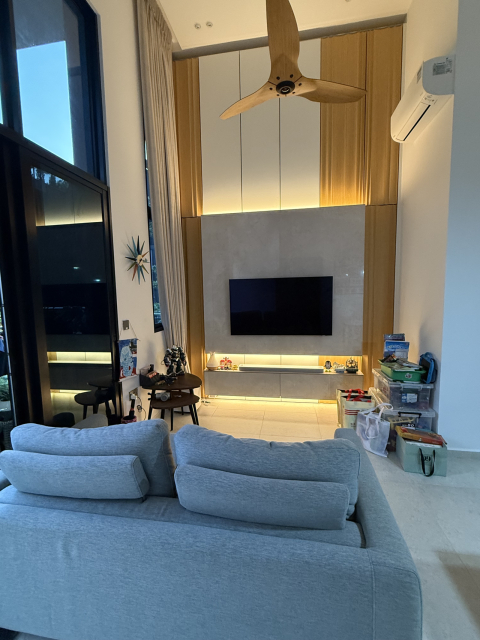 Explore Singapore in comfort 2BR Condo
