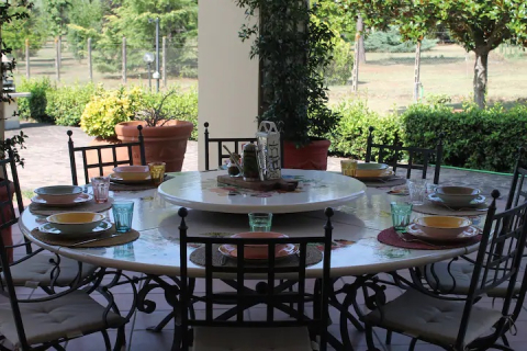 BEAUTIFUL ITALIAN STYLE VILLA INSIDE THE ANCIENT VEIO PARK SITE
