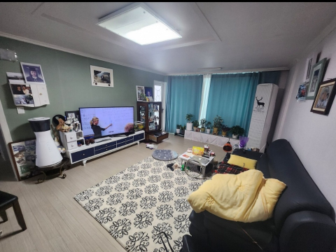 Korea grandma house next to UNESCO Suwon Hwaseong fortress